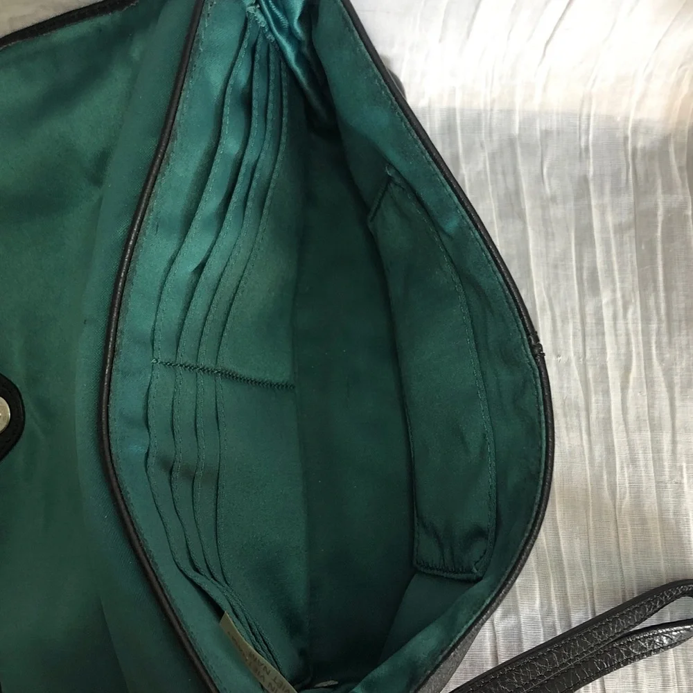 Vintage COACH black pebbled leather wristlet wallet w/ teal interior